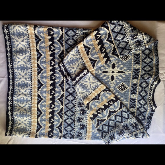 New Concepts winter sweater, woman’s SzL preowned , - Picture 2 of 5